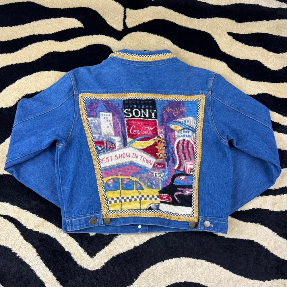 ★ kolorway denim jacket w/ hand-embroidered cityscape patch ★